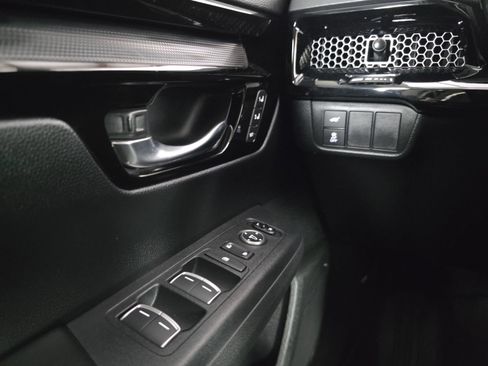 Used 2025 Honda CR-V EX-L image 35