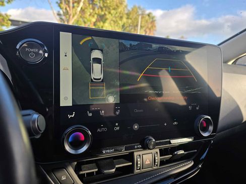 Used 2025 Lexus NX 350h AWD w/ Premium Package image 28