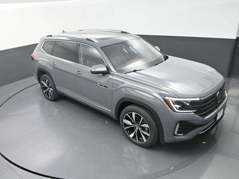 New 2026 Volkswagen Atlas SEL Premium R-Line AWD/4WD image 13