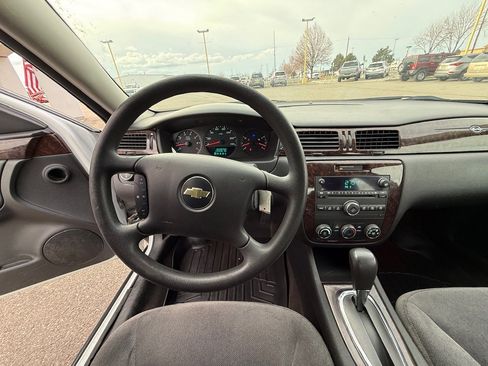 Used 2014 Chevrolet Impala Limited LS image 12
