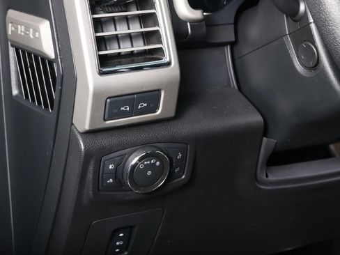 Used 2016 Ford F150 Lariat w/ Equipment Group 502A Luxury AWD/4WD image 34