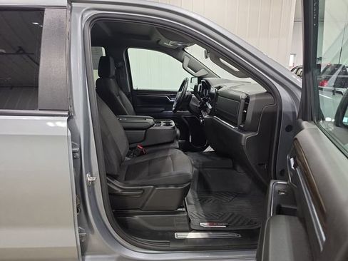 Used 2024 Chevrolet Silverado 1500 RST AWD/4WD image 29