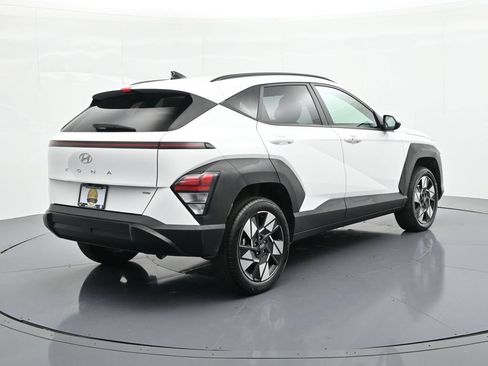 Used 2025 Hyundai Kona SEL AWD/4WD image 6