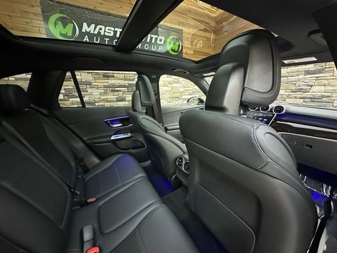 Used 2023 Mercedes-Benz GLC 300 GLC 300 image 28