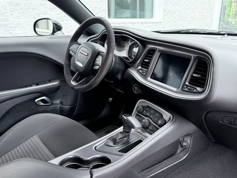 Used 2019 Dodge Challenger R/T Scat Pack w/ 1320 Drag Pack RWD image 42