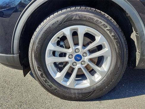 Used 2021 Ford Escape SE image 8