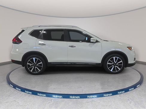 Used 2020 Nissan Rogue SL FWD image 6