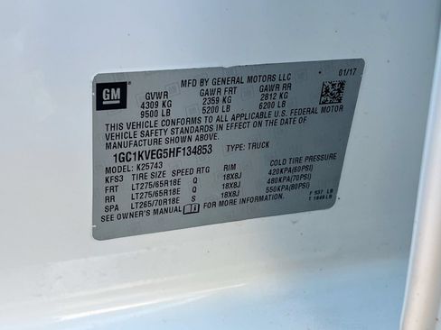 Used 2017 Chevrolet Silverado 2500 LT AWD/4WD image 32