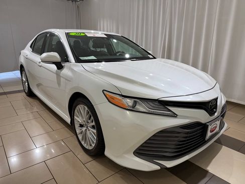 Certified 2020 Toyota Camry XLE w/ Carpet Mat Package FWD image 7