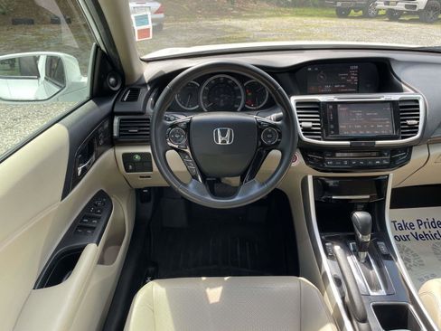 Used 2016 Honda Accord EX-L image 2