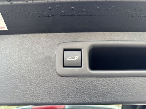 New 2026 Toyota Highlander Limited AWD/4WD image 8