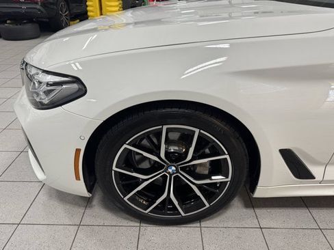 Used 2023 BMW 530i xDrive w/ M Sport Package AWD/4WD image 10