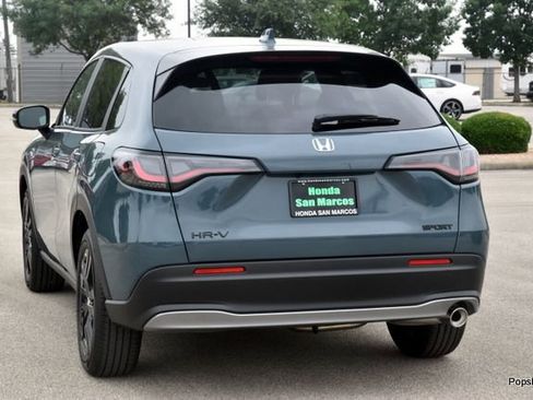 New 2026 Honda HR-V Sport image 4