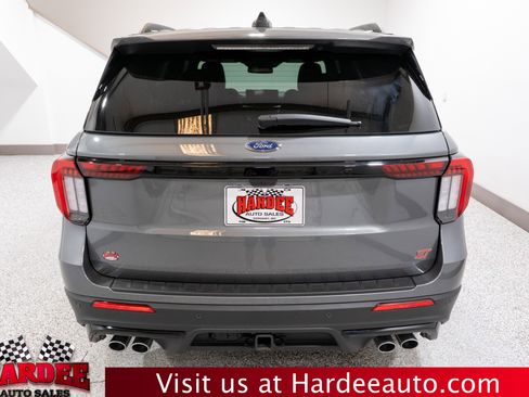 Used 2025 Ford Explorer ST w/ Sun And Sound Package image 4