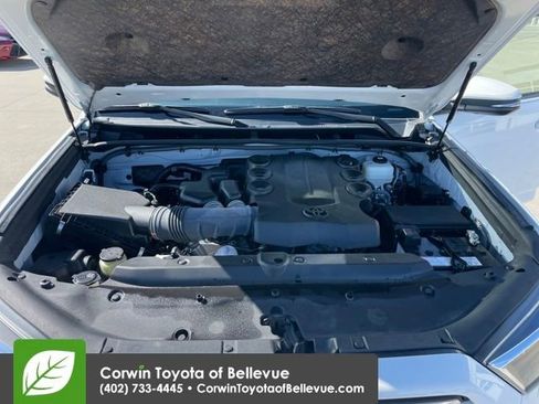 Used 2024 Toyota 4Runner SR5 Premium image 28