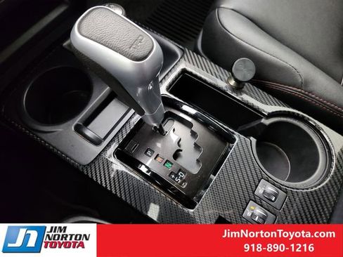 Used 2022 Toyota 4Runner TRD Off-Road Premium image 21