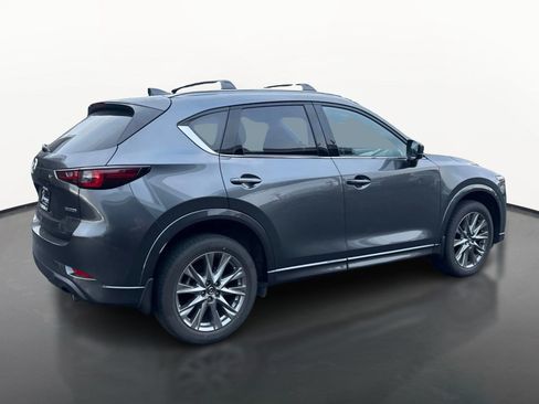 Used 2024 MAZDA CX-5 AWD 2.5 S w/ Premium Plus Pkg image 3