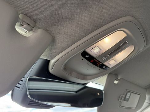 Certified 2025 Volvo XC40 B5 Core image 35