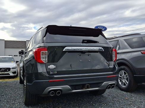 Used 2021 Ford Explorer King Ranch w/ Premium Technology Package image 11