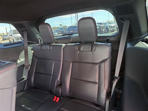Used 2025 Ford Explorer ST-Line image 20