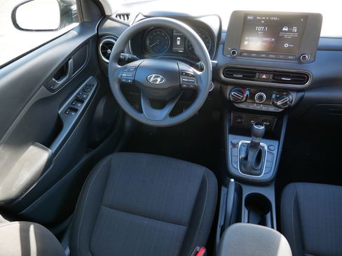 Used 2023 Hyundai Kona SEL image 9