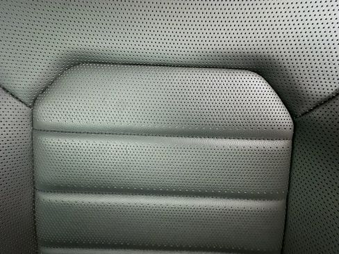 Certified 2025 Volkswagen Atlas Cross Sport SEL AWD/4WD image 40