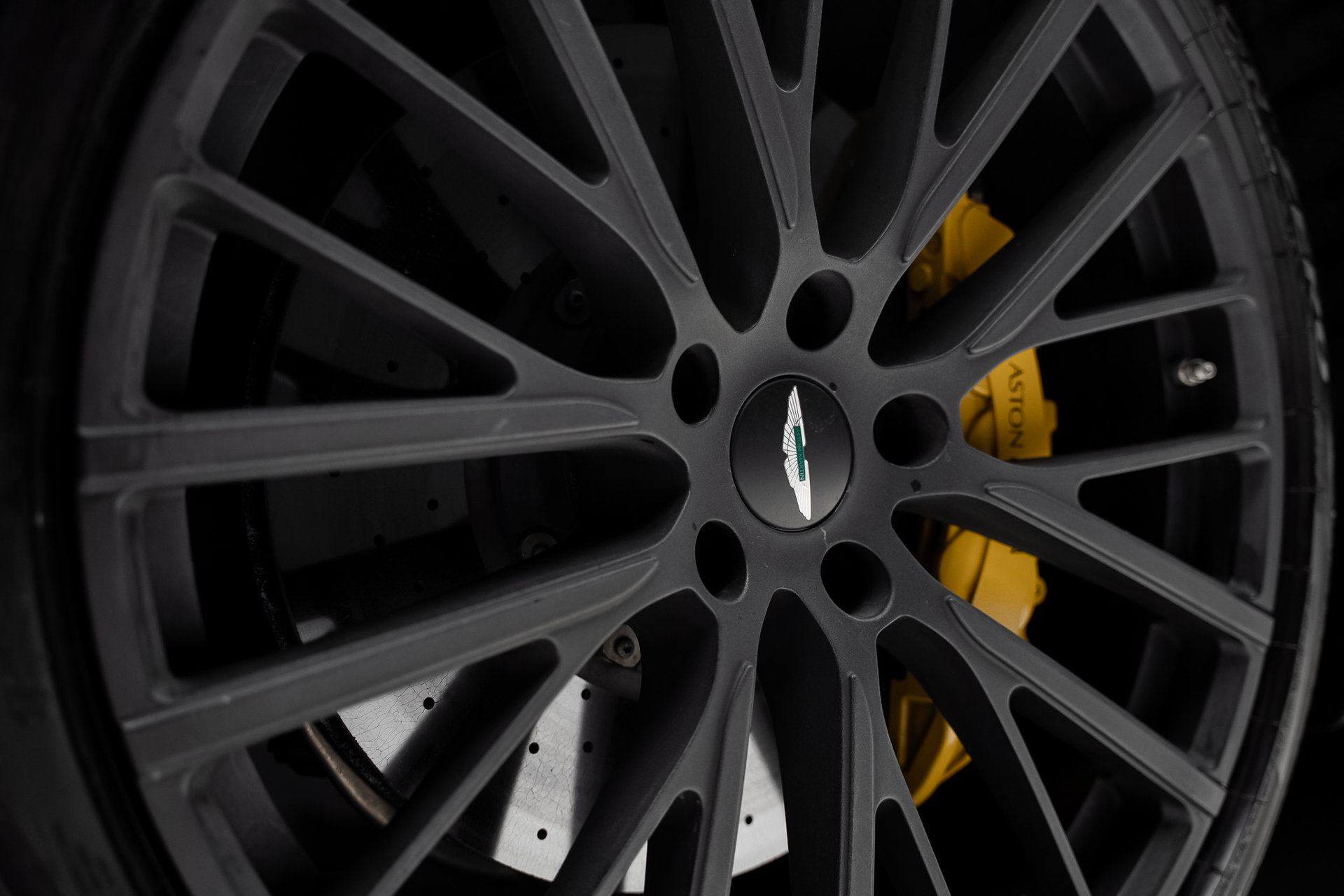 Used 2024 Aston Martin DBX 707 AWD/4WD image 22