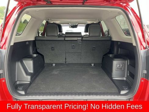Used 2023 Toyota 4Runner SR5 Premium w/ Moonroof Package AWD/4WD image 19