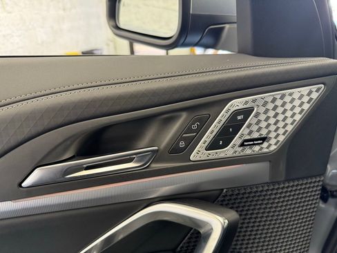 Used 2025 BMW X2 xDrive28i w/ Technology Package image 38