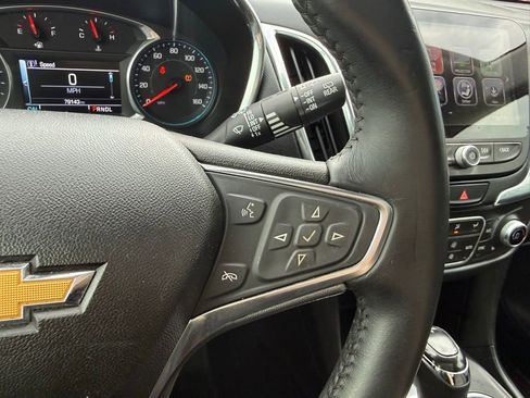 Used 2018 Chevrolet Equinox LT w/ Sun & Infotainment Package FWD image 20