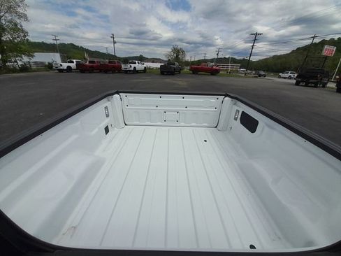 Used 2026 Jeep Gladiator Mojave AWD/4WD image 41