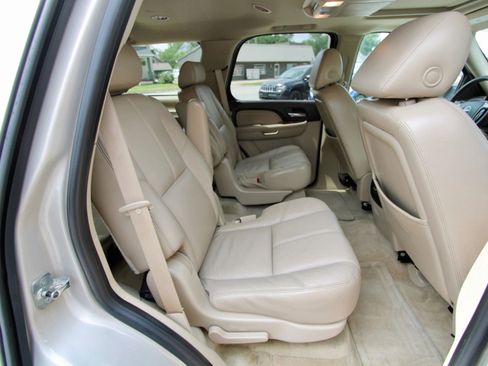 Used 2008 GMC Yukon Denali image 18