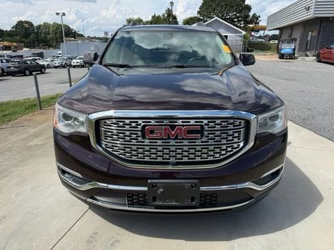 Used 2017 GMC Acadia Denali w/ Technology Package AWD/4WD image 3