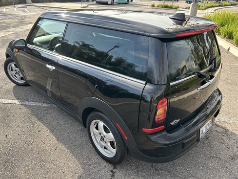 Used 2009 MINI Cooper Clubman Hardtop image 2
