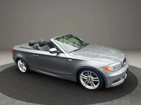 Used 2013 BMW 135i Convertible RWD image 18