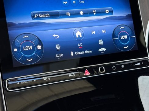 Certified 2026 Mercedes-Benz GLC 300 4MATIC image 19