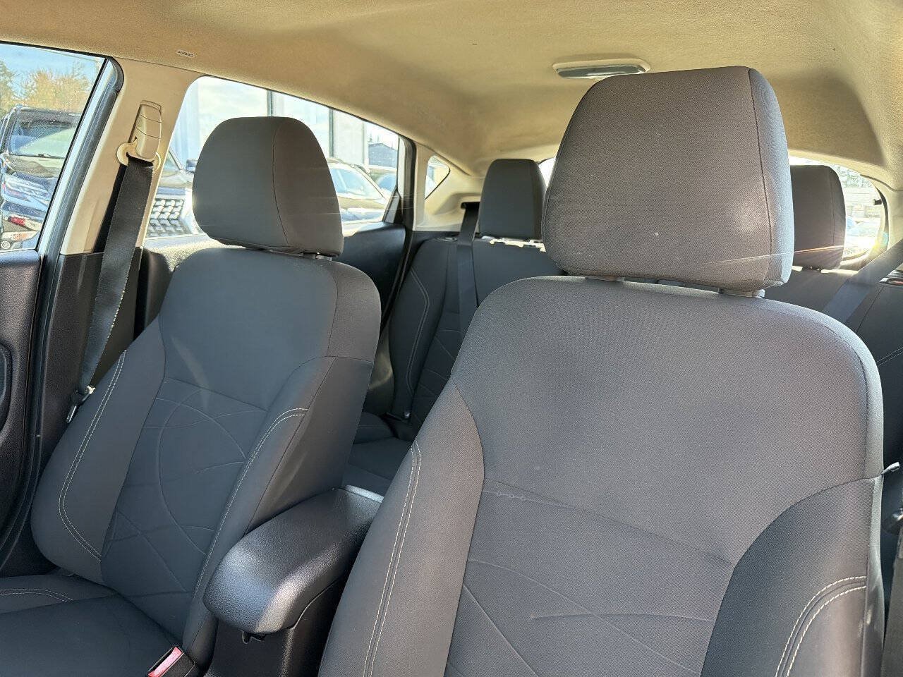 Used 2015 Ford Fiesta SE FWD image 32