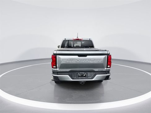 Used 2024 Chevrolet Colorado LT image 7