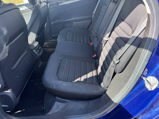 Used 2014 Ford Fusion SE FWD image 12