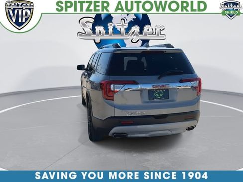 Certified 2023 GMC Acadia SLT w/ Preferred Package FWD image 8