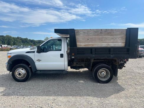 Used 2014 Ford F550 4x4 Regular Cab Super Duty image 4