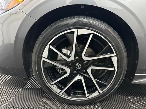 Used 2024 Nissan Sentra SR image 36