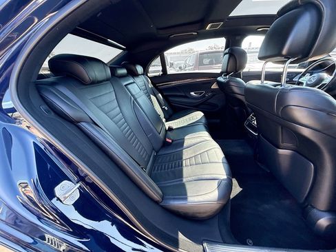 Used 2019 Mercedes-Benz S 560 Sedan image 31
