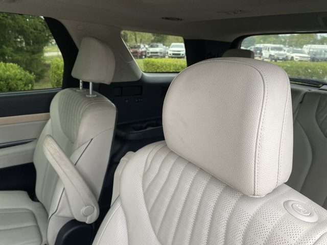 Used 2024 Hyundai Palisade Limited AWD/4WD image 16