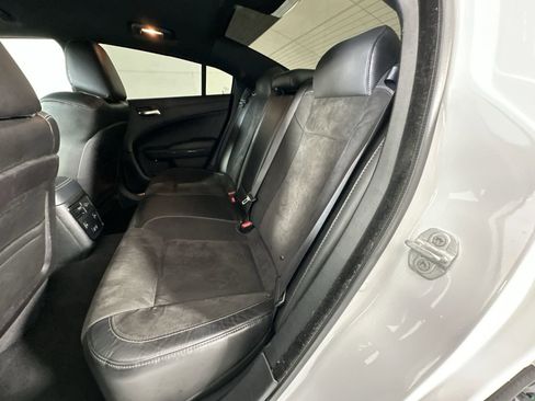 Used 2022 Dodge Charger R/T w/ Plus Group RWD image 23
