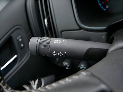 Used 2020 Chevrolet Colorado LT w/ Safety Package image 28