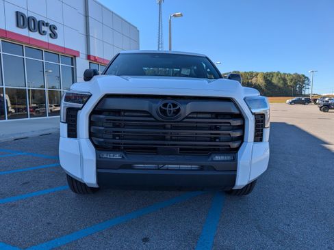 New 2026 Toyota Tundra SR5 image 8