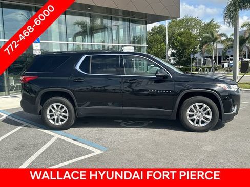 Used 2020 Chevrolet Traverse LT FWD image 5