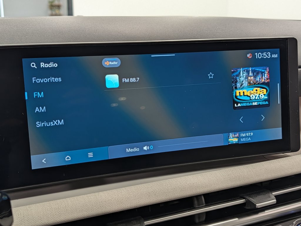 Certified 2025 Hyundai Tucson SEL AWD/4WD image 12