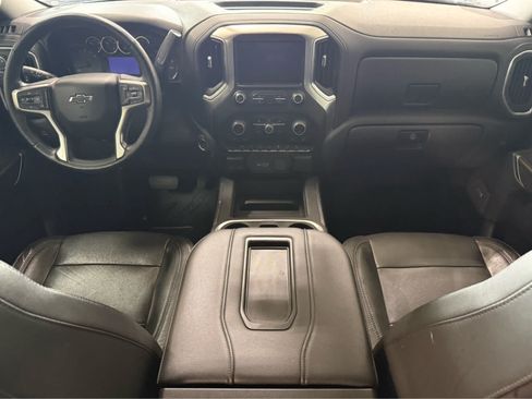 Used 2019 Chevrolet Silverado 1500 LT Trail Boss AWD/4WD image 16